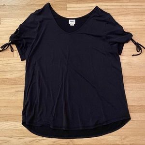 daytrip lace up arm tee sz xxl